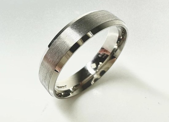 Best Wedding Bands Men – Layla Diamonds